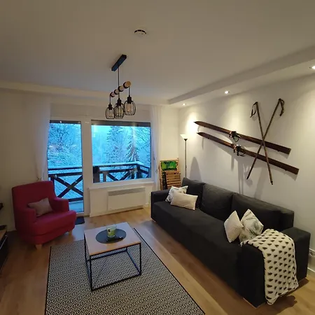 Dve Skije, Sisarka * Κοπαόνικ